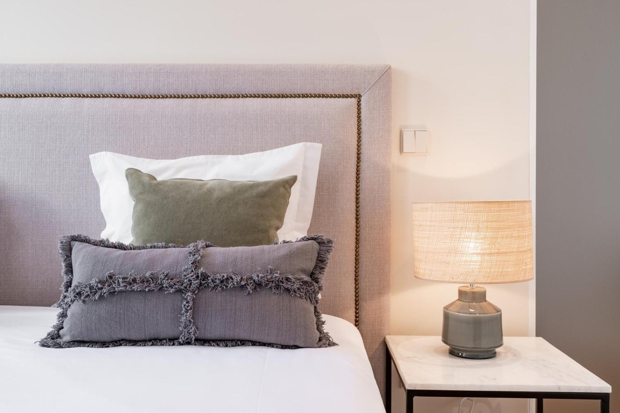 Viva 4 Suites Batalha Residence & Size Flats Batalha 포르투 외부 사진